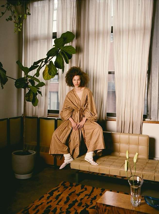 Julia Sariy X 1883 Magazine Jul. 25