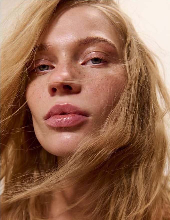 <a href="/alena-sazonova">Alena Sazonova</a> <span style="text-transform: none; white-space: nowrap;">Oct. 25</span>