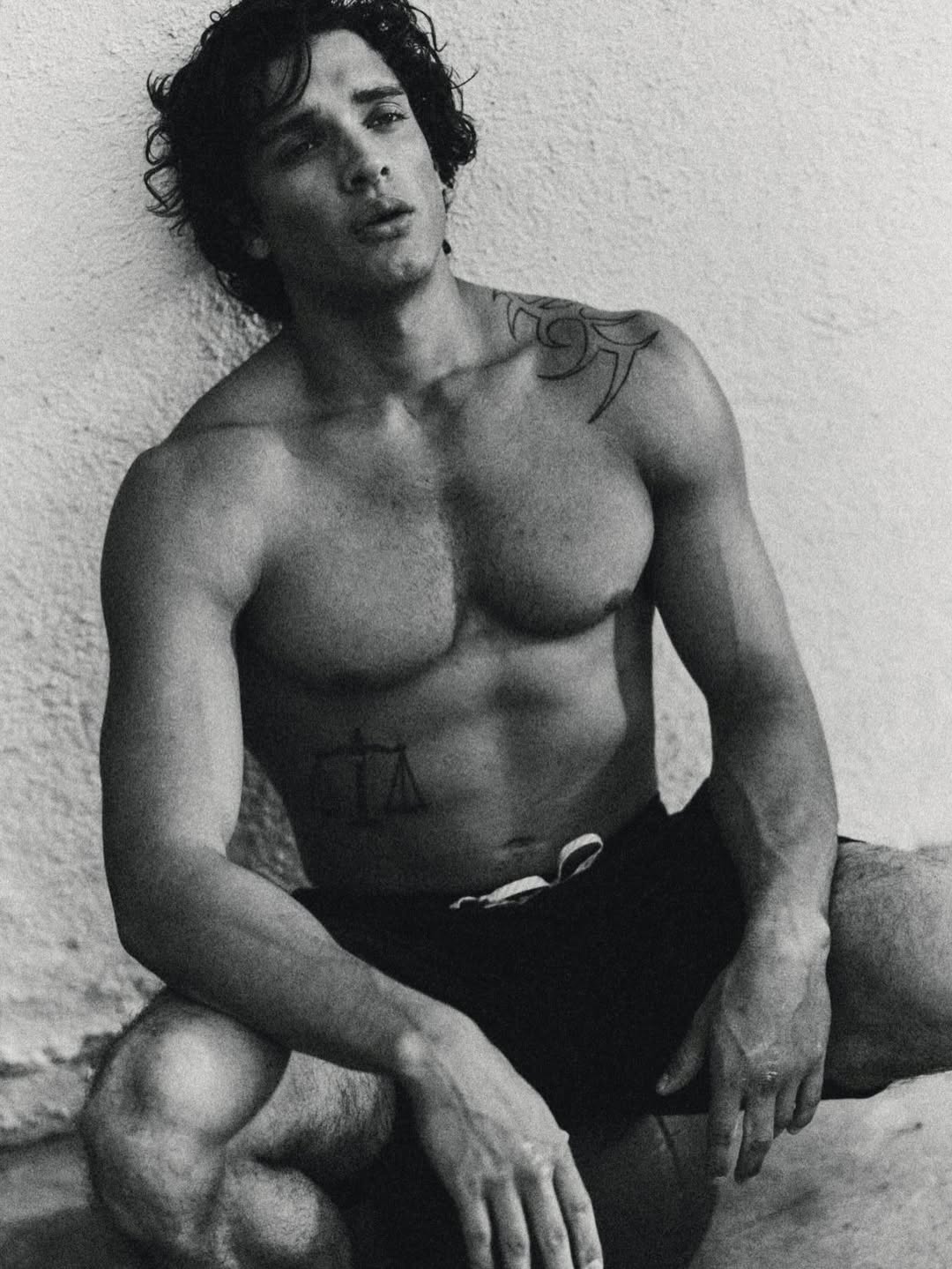 Aaron Feaver X vuori Jan. 26