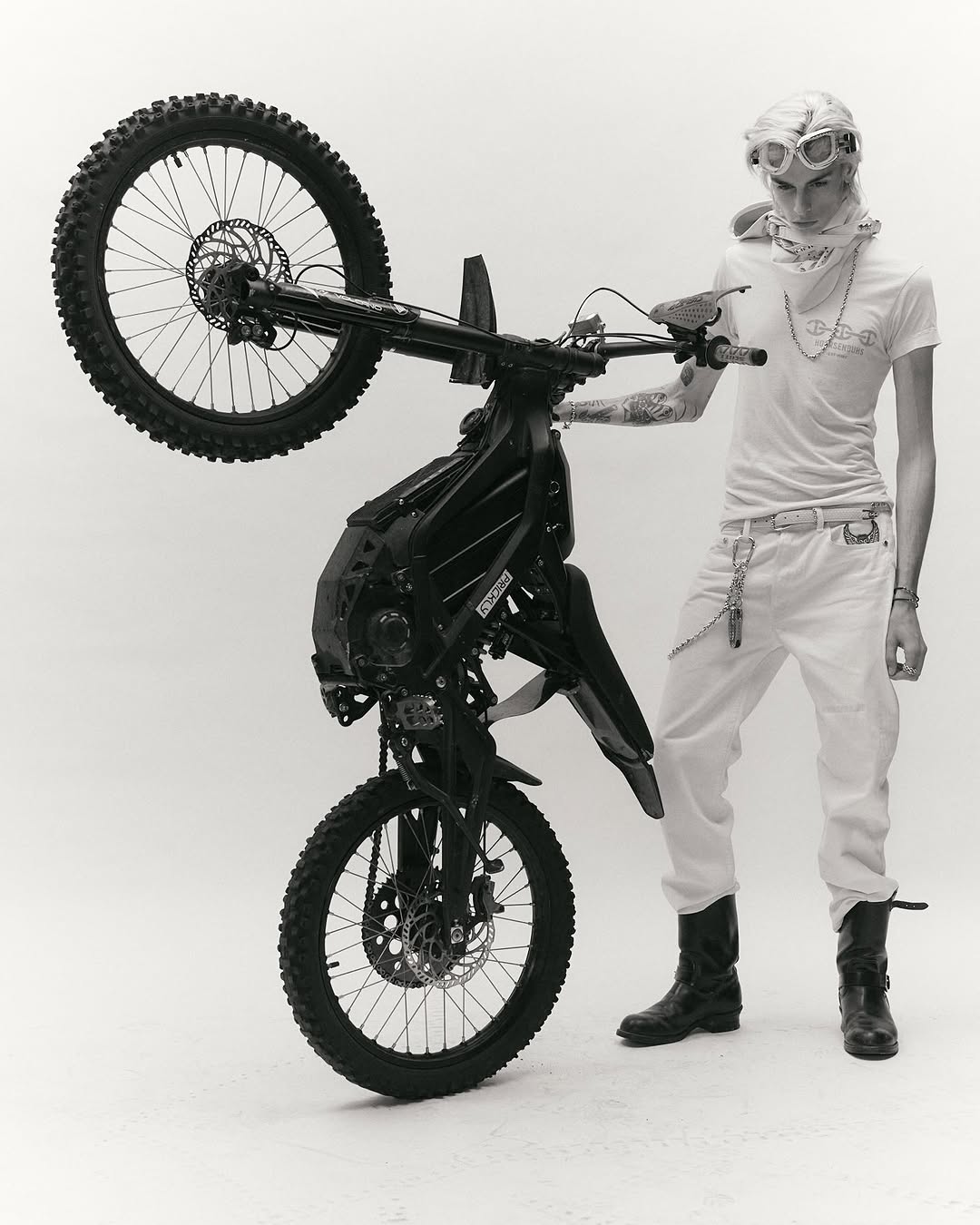 HOORSENBUHS® |  Aug. 26