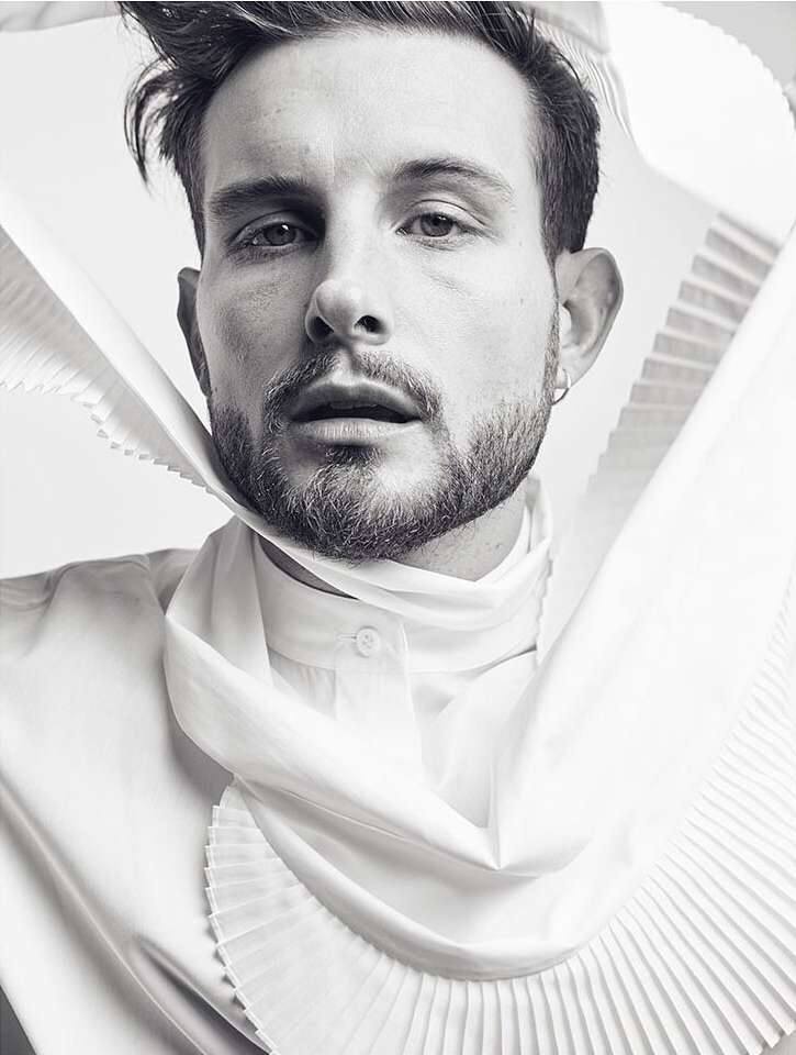 Saks Fifth Avenue |  May. 19