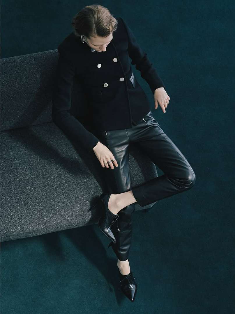 Elle Japan |  Oct. 25