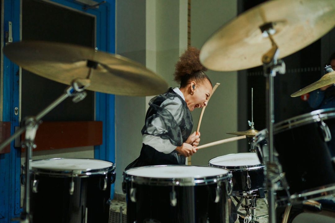 Mercedes-Benz |  Mar. 23