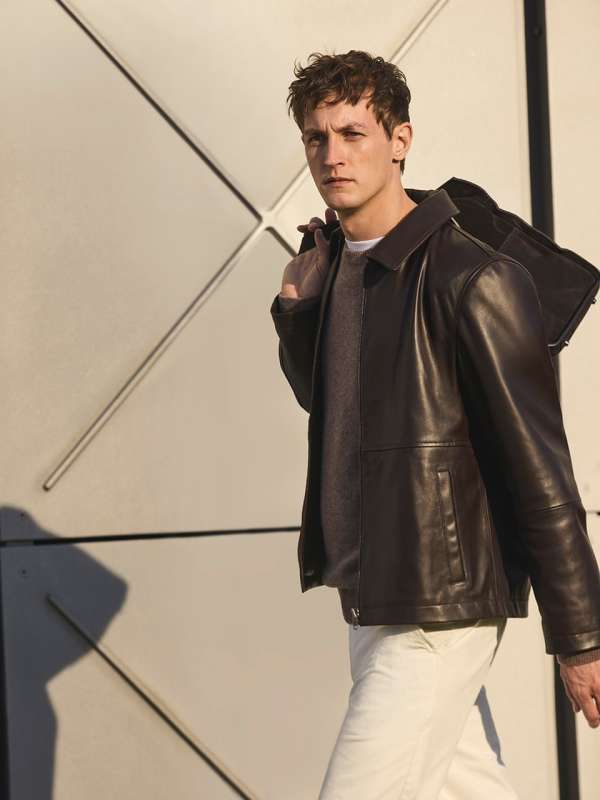 SCHIERKE.HOTTAS Artist Management