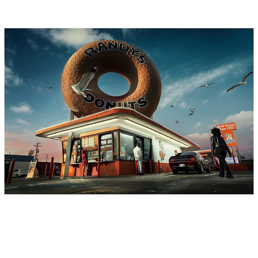 Randys Donuts |  May. 24