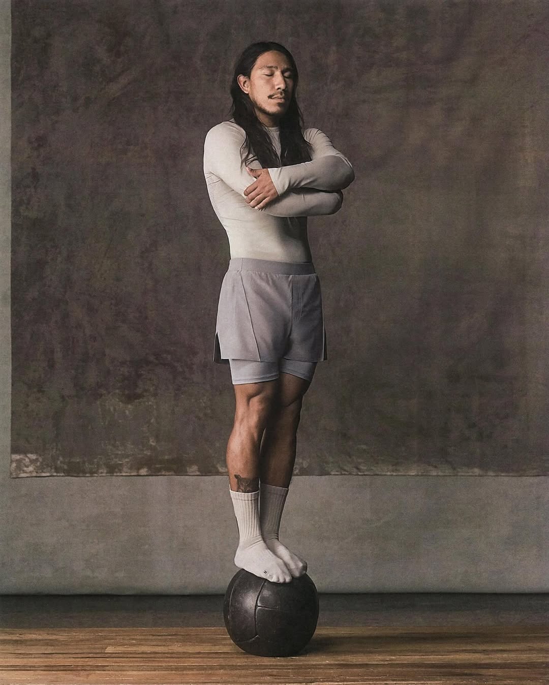 @adidas X @entire_studios 

Photography @szilvesztermako
Creative Direction @plstudioltd 
Production @ctdinc 
Set  Jeremy Reinitz @jeremyreimnitz 
Video Olivia Eberstadt @oliviaeberstadt
HMU @homasafar
Casting @shaynielsencasting 

Talent 
@stevanjourney
@meihelpu
@marrioo 
@syl__buckler