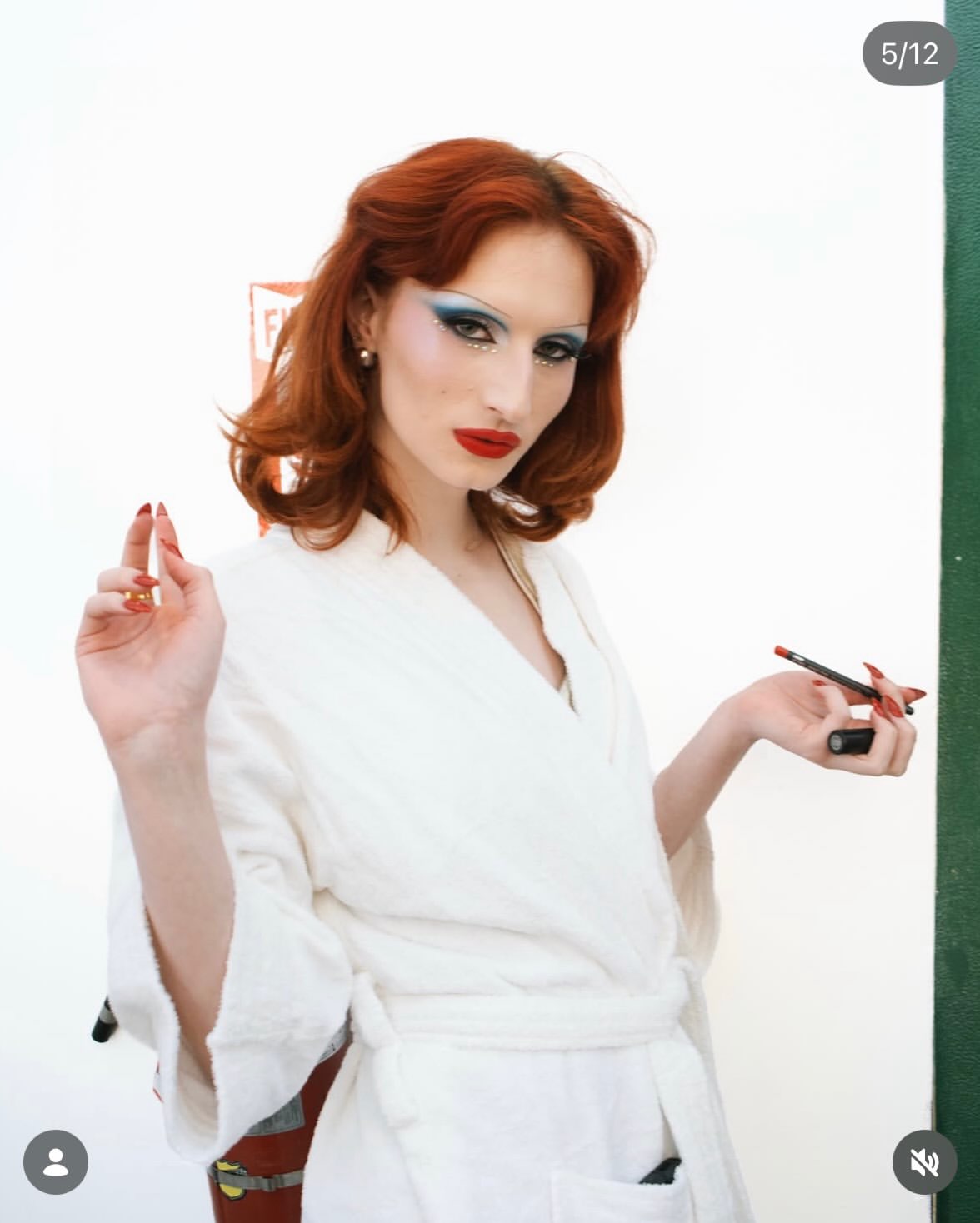 Our girl made the album cover @annabloda 🪭

Outtakes from @troyesivan “She’s the Best” 💖

@nicolekidman
@annabloda
@sashacolby
@loveisbailey
@xaddyaddy
@yessie_ifbbpro/
@amara.xtravaganza
@nikohaagenson
@sirilehland
@livvherself