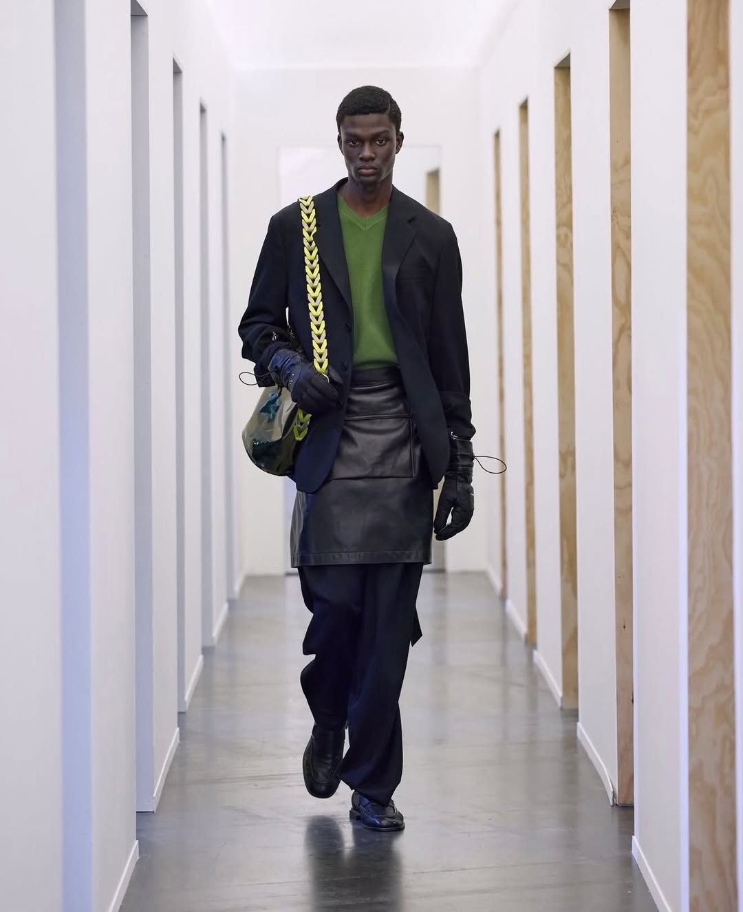 @solidhomme AW26 DUAL SHIFT

Styling: @reed_danny
Art Directing: @fosburyarchitecture
Photo: @lucatombolini
Casting: @shelleydurkancasting
Casting production: @simonericcomi @jamesmcoyne @alexisnegrin 
Hair: @franziskapresche
Makeup: @minkimmakeup
Production: @withoutproduction 
Music: @simonmparris