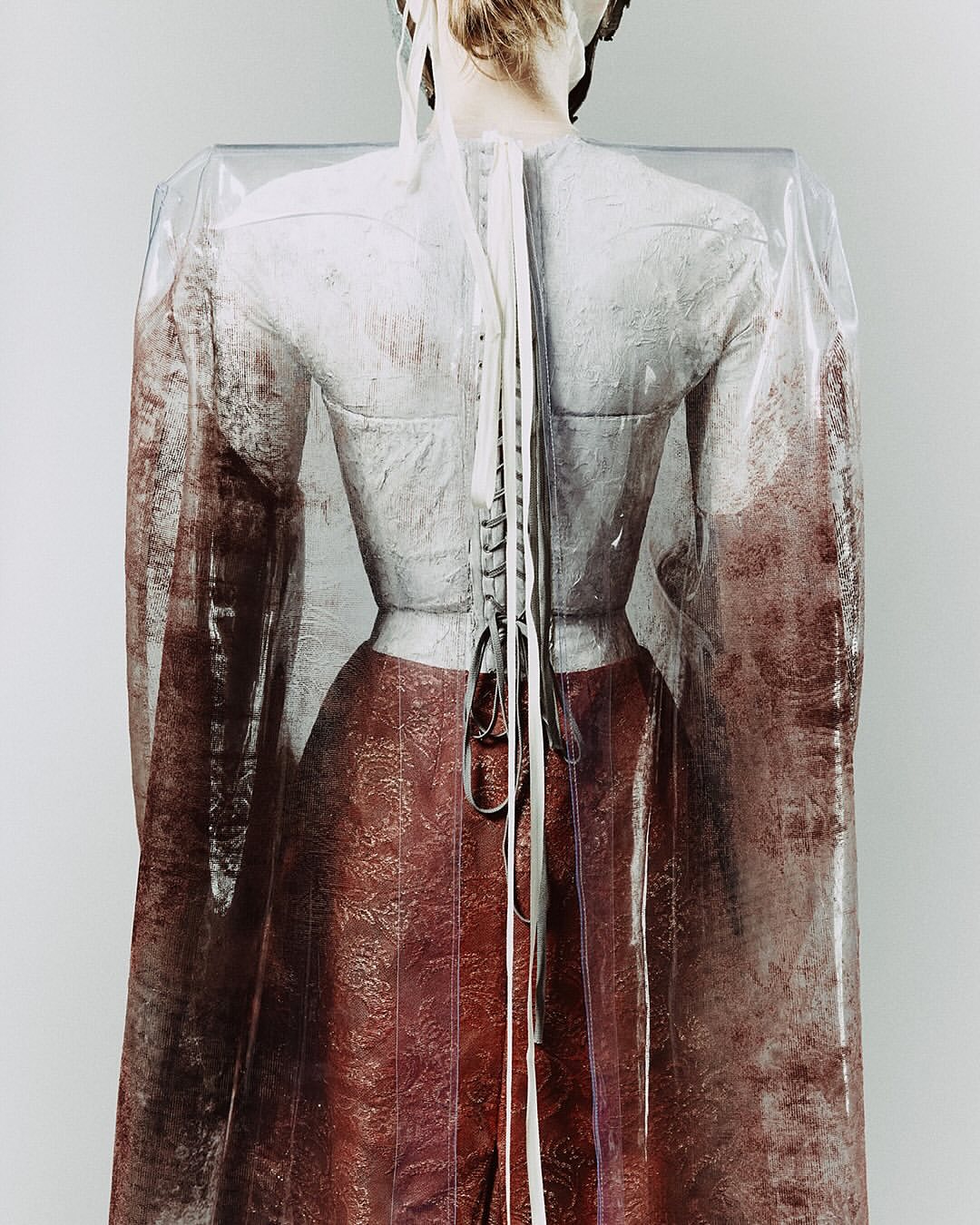 Maison Margiela Artisanal 2025 Collection

On Wednesday, July 9, the fashion world eagerly awaited the debut collection of Glenn Martens for Maison Margiela. With a career that began at Y/Project and five years at Diesel, where he still serves as creative director, the designer is no newcomer, but this new chapter represents a significant challenge.
Stepping into the shoes of the legendary John Galliano, who shaped the house for a decade, he also had to meet the demands of haute couture, no easy feat for a first show.
Through this collection, Glenn Martens pays tribute to his home country, Belgium, incorporating numerous artistic references while revisiting the codes of Martin Margiela.
The result is an almost ceremonial show, marking the beginning of a promising new era for the house founded in 1988.

Creative Direction @maisonmargiela @glennmartens
Styling @olivierizzo
Casting @bitton
Movement direction @ericvonchristison
Sound Design @sen_studio
Light Design @franzandfritz
Show Design @sub.global
Show Production @fastenseatbeltofficial
Show Film Creative Direction & Production @bureaufuture
Show Film Live Direction @mathieu_brechoire
Backstages Photographer @melanie_ramon
Post House @sheriff.projects @ultramotion.studio
#sheriffprojects