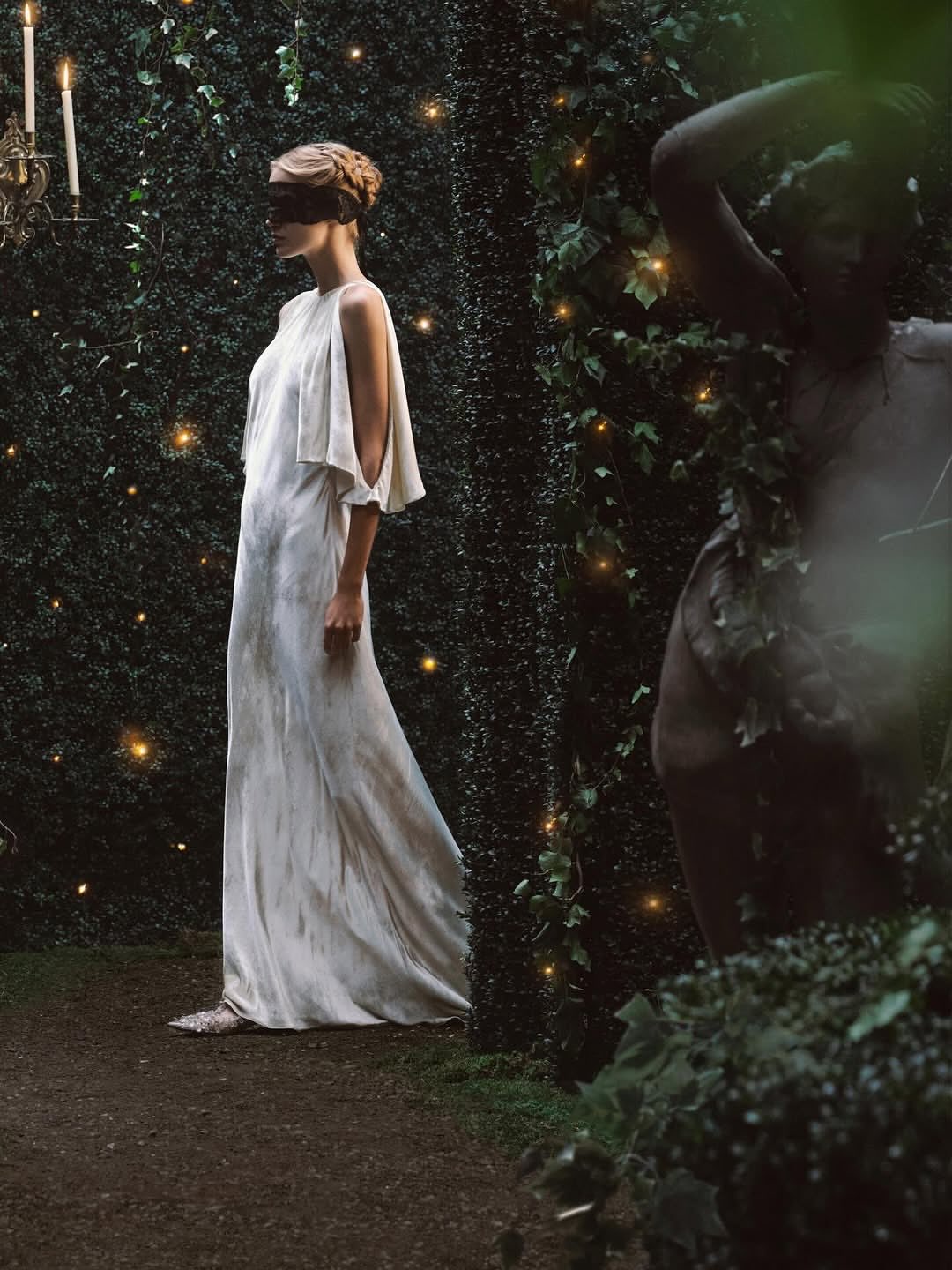 Dior Christmas

Maison Christian Dior unveils its 2025 holiday collection, a carefully curated selection of gifts to give, or to keep for yourself, set within a magical universe reminiscent of an enchanted labyrinth. Clothing, accessories, tableware, and festive delights are revealed in the soft, shimmering glow of candles and lanterns, inviting us to step directly into a luminous Christmas table.
Every detail sparkles with a sense of wonder, from delicate textures to playful shapes, capturing the joy, warmth, and elegance of the holiday season. This collection transforms everyday objects into moments of magic, celebrating the art of gifting and the delight of being together, all through the lens of Dior’s unmistakable style.

Creative Direction @dior
Post House @sheriff.projects
#sheriffprojects