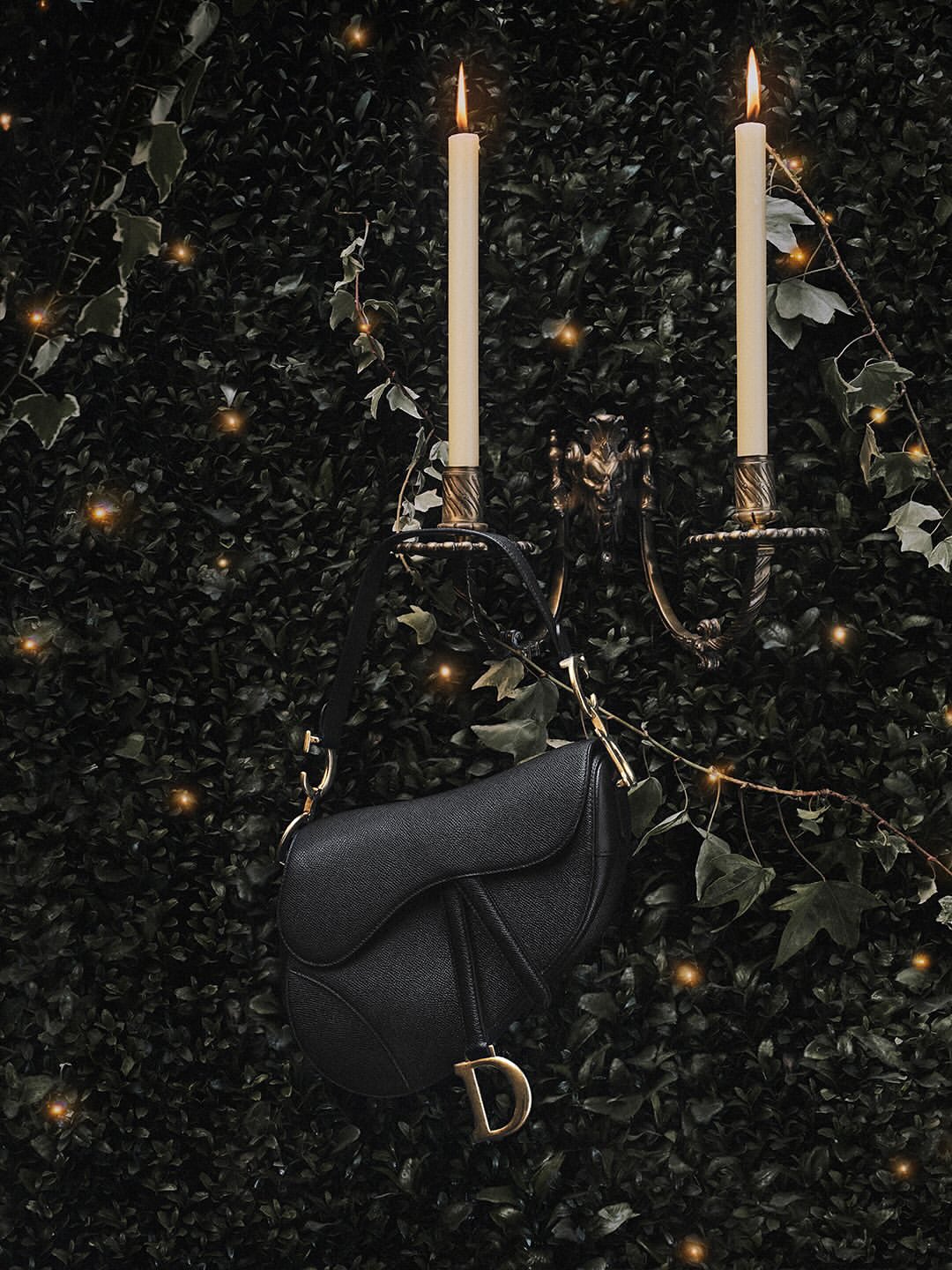 Dior Christmas

Maison Christian Dior unveils its 2025 holiday collection, a carefully curated selection of gifts to give, or to keep for yourself, set within a magical universe reminiscent of an enchanted labyrinth. Clothing, accessories, tableware, and festive delights are revealed in the soft, shimmering glow of candles and lanterns, inviting us to step directly into a luminous Christmas table.
Every detail sparkles with a sense of wonder, from delicate textures to playful shapes, capturing the joy, warmth, and elegance of the holiday season. This collection transforms everyday objects into moments of magic, celebrating the art of gifting and the delight of being together, all through the lens of Dior’s unmistakable style.

Creative Direction @dior
Post House @sheriff.projects
#sheriffprojects