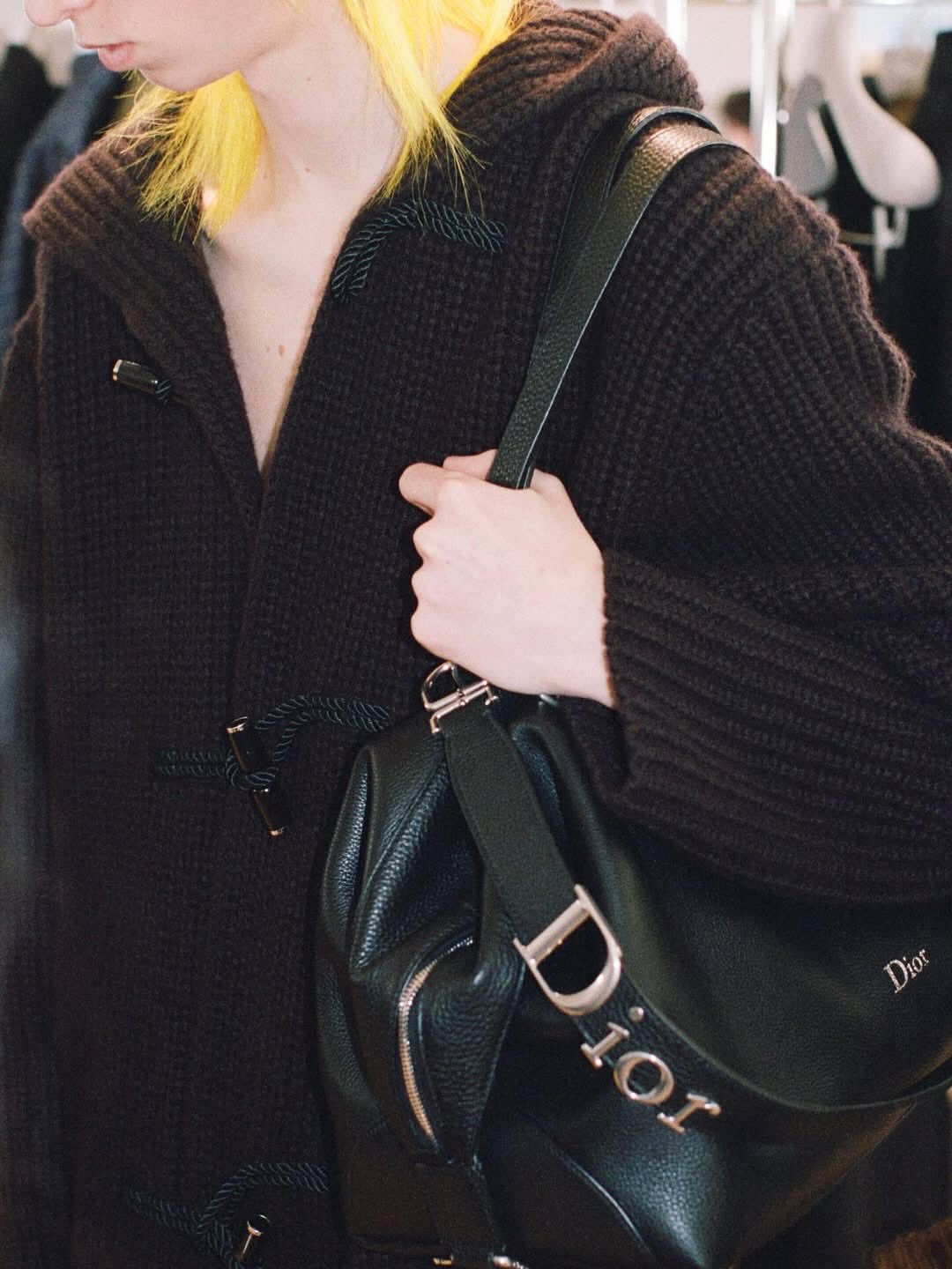 Dior Men’s Winter 2026-2027, Paris Fashion Week

Jonathan Anderson’s Winter 2026 collection extends the dialogue between history and opulence first introduced in Dior’s Spring–Summer 2026 season, enriched by a new set of influences. Modern flâneurs roam Paris in looks where formal tailoring meets outdoorwear, aristocratic codes collide with spontaneity, and masculine and feminine boundaries are joyfully blurred. Elongated jackets, shrunken blazers, Bar jackets, and precise tailoring coexist with brocade capes, military-inspired outerwear, and playful references to underwear.
Dressing becomes a game of bold, uninhibited associations, allowing heritage and modernity to meet with effortless freedom.

Creative Direction @dior @jonathan.anderson 
Styling @benjaminbruno_
Make Up @peterphilipsmakeup
Hair @guidopalau
Post House @sheriff.projects 
#sheriffprojects