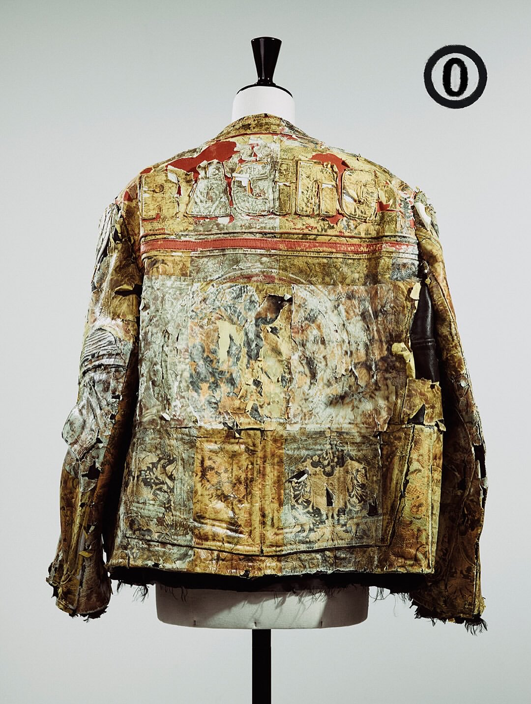 Maison Margiela, The 12 Days of Margiela
In December, Maison Margiela presented The 12 Days of Margiela, a seasonal countdown reimagining its iconic embroidered cotton calendar in digital form. Each number corresponds to a line in the house’s numerical coding system, offering a glimpse into Margiela’s creative universe, from Line 0’s Artisanal haute couture to womenswear, menswear, accessories, fragrances, and archival objects.
Highlights include MM6’s signature stitch, Line 8 eyewear in collaboration with Gentle Monster, and Line 13’s Objects & Publications, bridging interiors, installations, and archive treasures. Across these twelve days, Margiela transforms a festive countdown into a conceptual journey, celebrating decades of experimentation and innovation. Through this project, the house invites audiences to explore how numbers, codes, and heritage intertwine to shape its ever-evolving creative identity.
Creative Direction @maisonmargiela
Photographer @melanie_ramon
Post House @sheriff.projects
#sheriffprojects