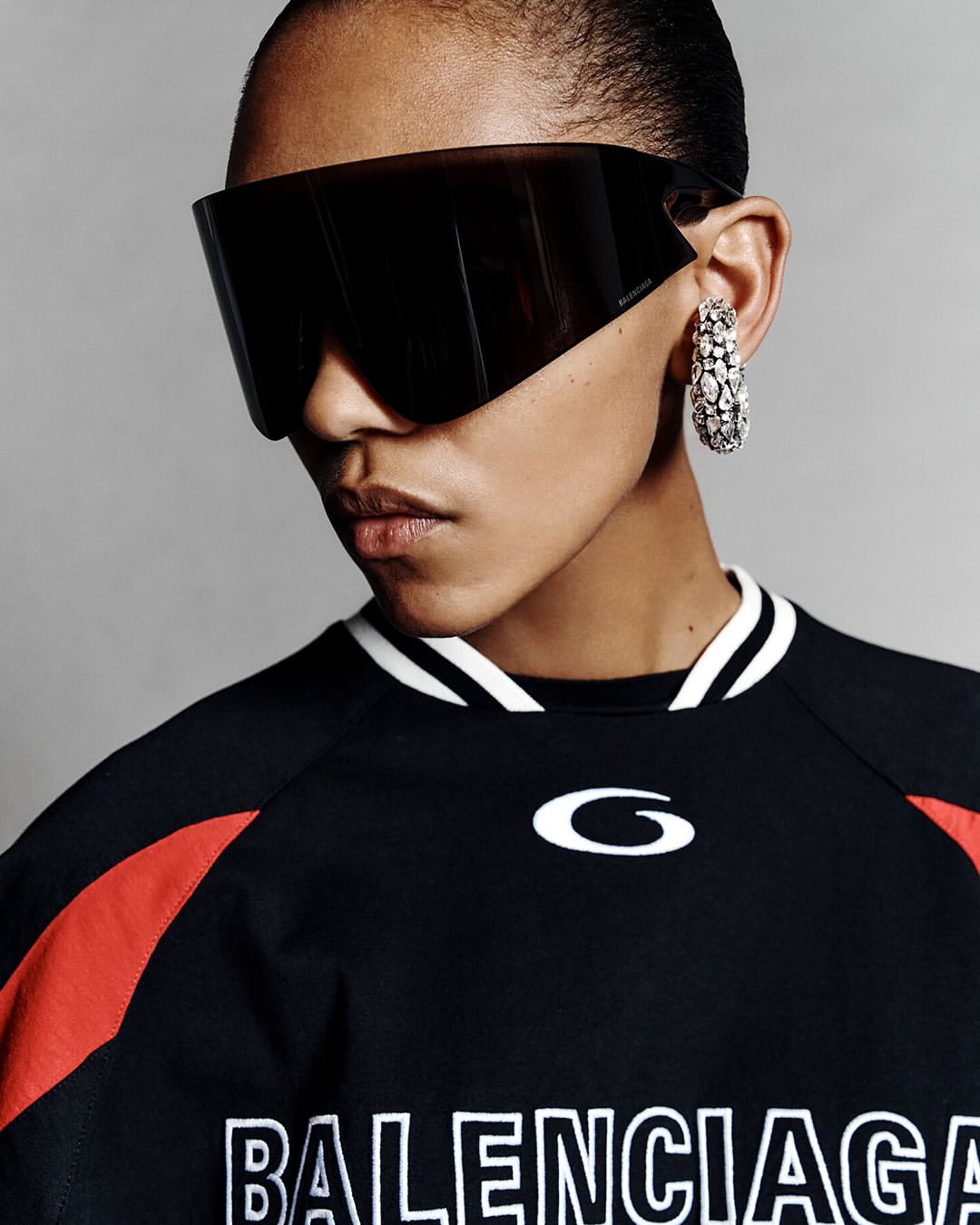 Balenciaga Fall 26
Balenciaga Fall 26, under Pierpaolo Piccioli, fuses heritage and modernity, honoring Cristóbal Balenciaga’s craftsmanship while embracing sport, technology, and everyday life. The collection redefines luxury as comfort, ease, and functional elegance, blending streetwear, TechWear, and sophisticated tailoring for men and women. Classic silhouettes are reinterpreted in innovative fabrics, from leather and fleece to performance ProBody, merging formal and casual into dynamic hybrids. Accessories, from streamlined bags to technical sneakers and crystal jewelry, amplify this modern elegance. Photographed in real-life settings, streets, gyms, metro, homes, the lookbook features a diverse cast embodying the new Balenciaga community. Ultimately, Fall 26 celebrates audacity, grace, and the convergence of style, comfort, and innovation for a 21st-century wardrobe.
Creative Direction @balenciaga
Post House @sheriff.projects
#sheriffprojects