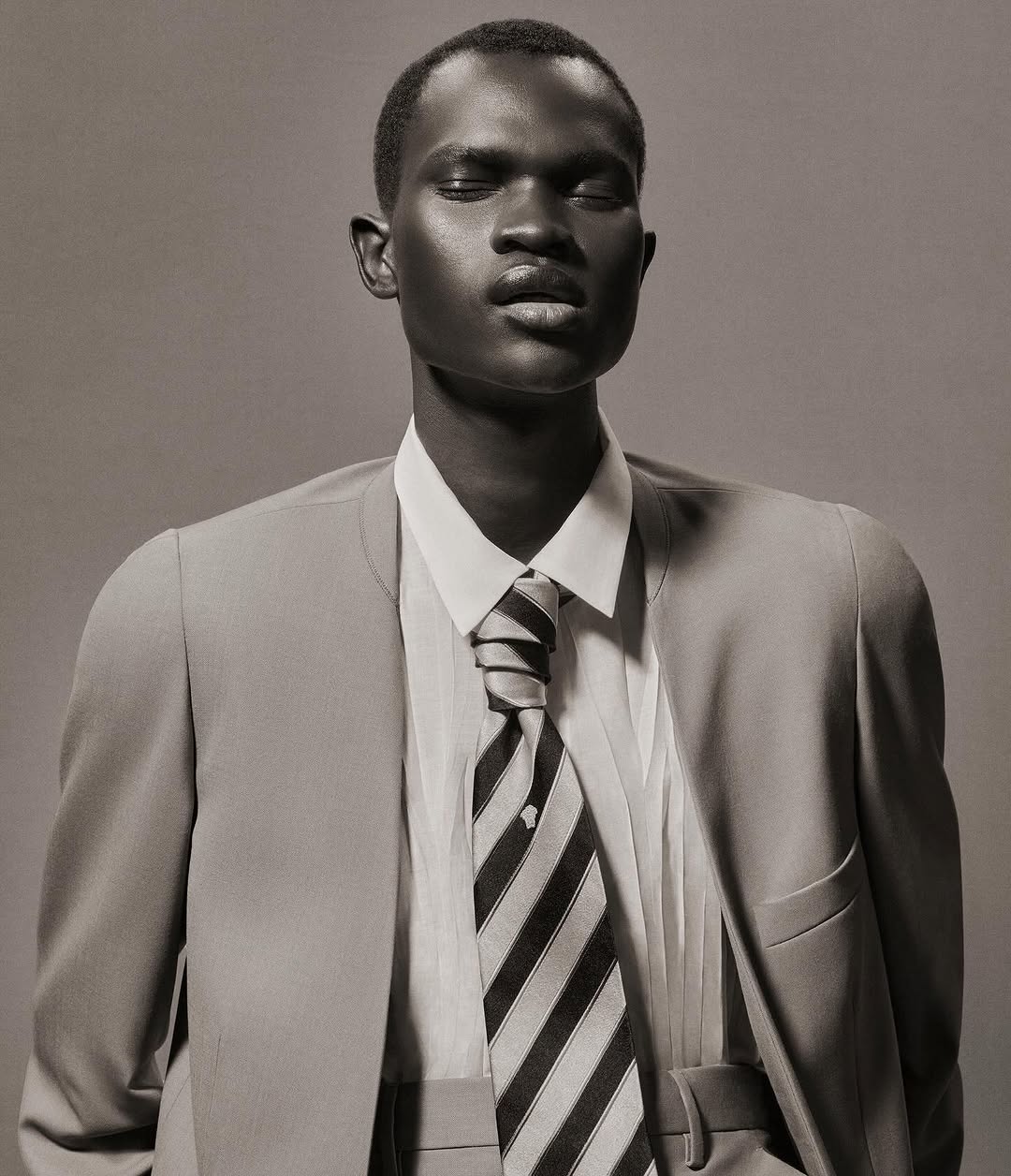 Ethan Hart For Numéro Homme