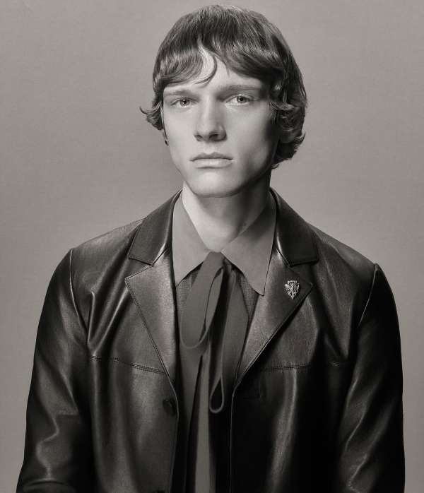 Ethan Hart For Numéro Homme