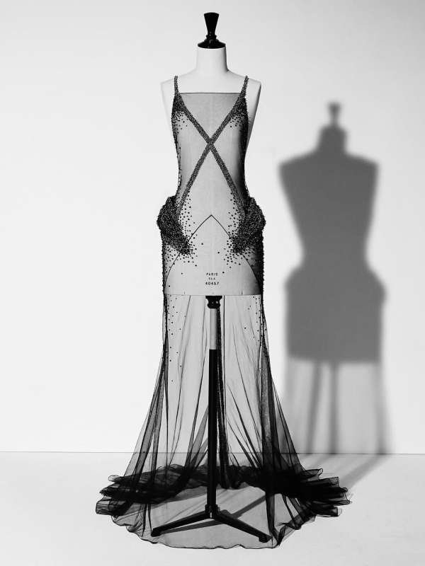 Revolve Los Angeles, Savoir-Faire
