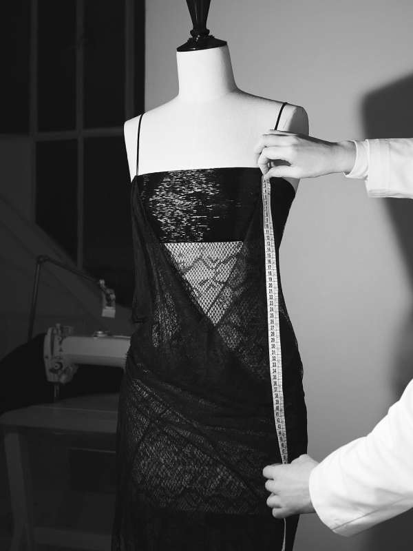 Revolve Los Angeles, Savoir-Faire