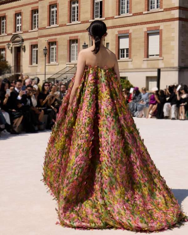 Balenciaga, 55th Couture Collection