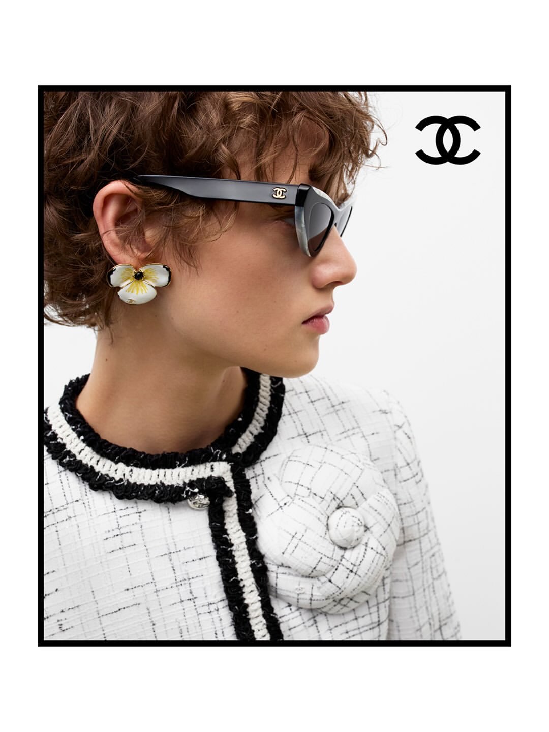 Chanel Fall Winter 2026 Pre-Collection

For its Autumn/Winter 2026 Pre-Collection, Chanel turns its gaze to Paris, weaving the spirit of the city into a wardrobe that feels both timeless and effortlessly modern.
Tailoring takes center stage, reimagined through softer proportions, relaxed silhouettes, and fluid layering. Lightweight tweeds, quilted denim, suede, and delicate embroideries bring texture and depth, while floral accents and vibrant poppy motifs add touches of color throughout.
Accessories follow the same philosophy of ease and versatility, with silk scarves emerging as the collection’s defining element.
A refined vision of everyday elegance, where Chanel’s iconic codes are reinterpreted for contemporary life.

Creative Direction @chanelofficial @matthieu_blazy
Photographer @louisethornfeldt @mariathornfeldt
Make Up @christinecorbel
Hair @paddymcdougall
Set Design @prudencepalle
Post House @sheriff.projects
#sheriffprojects