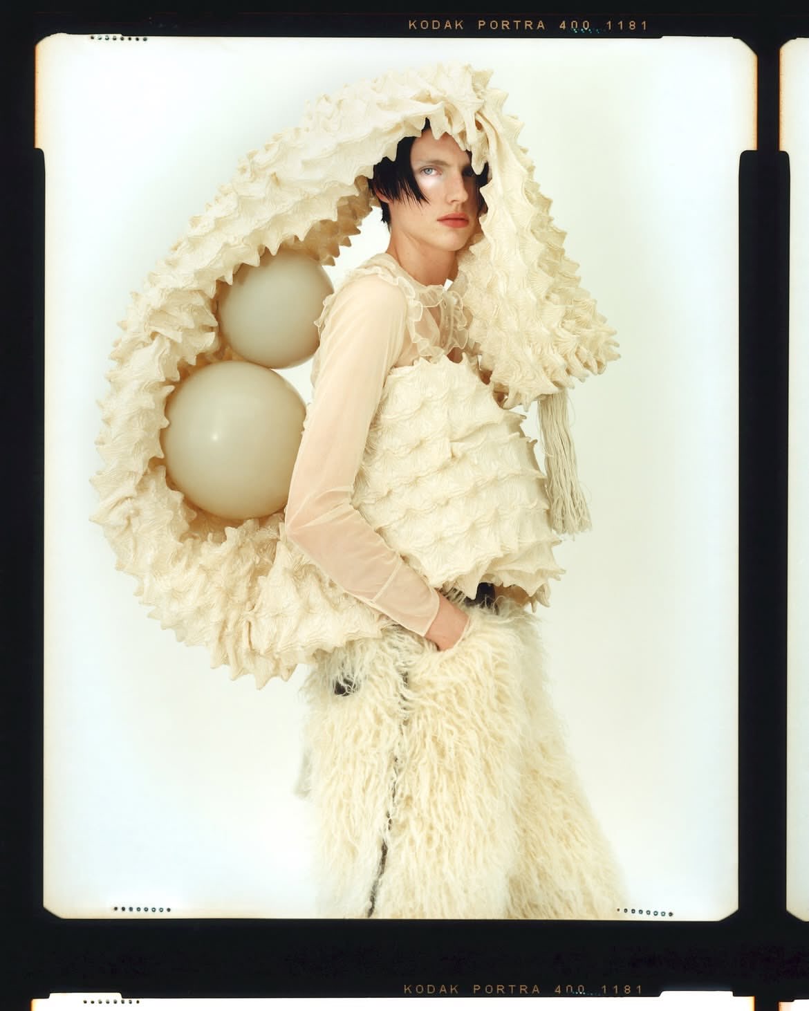 Théo de Gueltzl for Harper’s Bazaar France