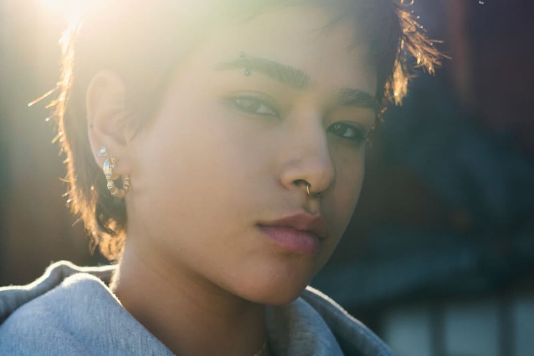 @vans is a great Californian brand that has always stood for free expression and the culture that shapes the street. More select images from this massive shoot captured by @mattjonesphotography_ and his team.

Grateful for the partnership and trust, and for a brand that continues to champion originality and the communities that keep culture moving.

Stylist: @dianne Garcia
Production: Sheriff Production @sheriffproduction X Walter Schupfer Management @walterschupfermanagement 

Vans Team:
@drieke3ke Leenknegt, @biancarichter11 Richter, Oz Gotsman, Simon Wainwright, Mira Mednik, Jordan Minardi, Ricci Bostick, Jonathan Bauder, Paula Olszewska, and Katie Reed.

Creative collaborators

@blossomberkofsky (2nd Shooter)
@frankapollonio (DP – Environment)
@joecohenfilms Cohen (DP – Ecomm)
@dianne Garcia (Stylist)
@anniirose (Set Design)

And of course, our incredible youth, teen, and adult cast who brought the energy every single day over 8 days of shooting. Thank you for the trust, the collaboration, and the chance to create something this ambitious together. More to come.

#vans #productioncompany #losangeles #shoe #apparel