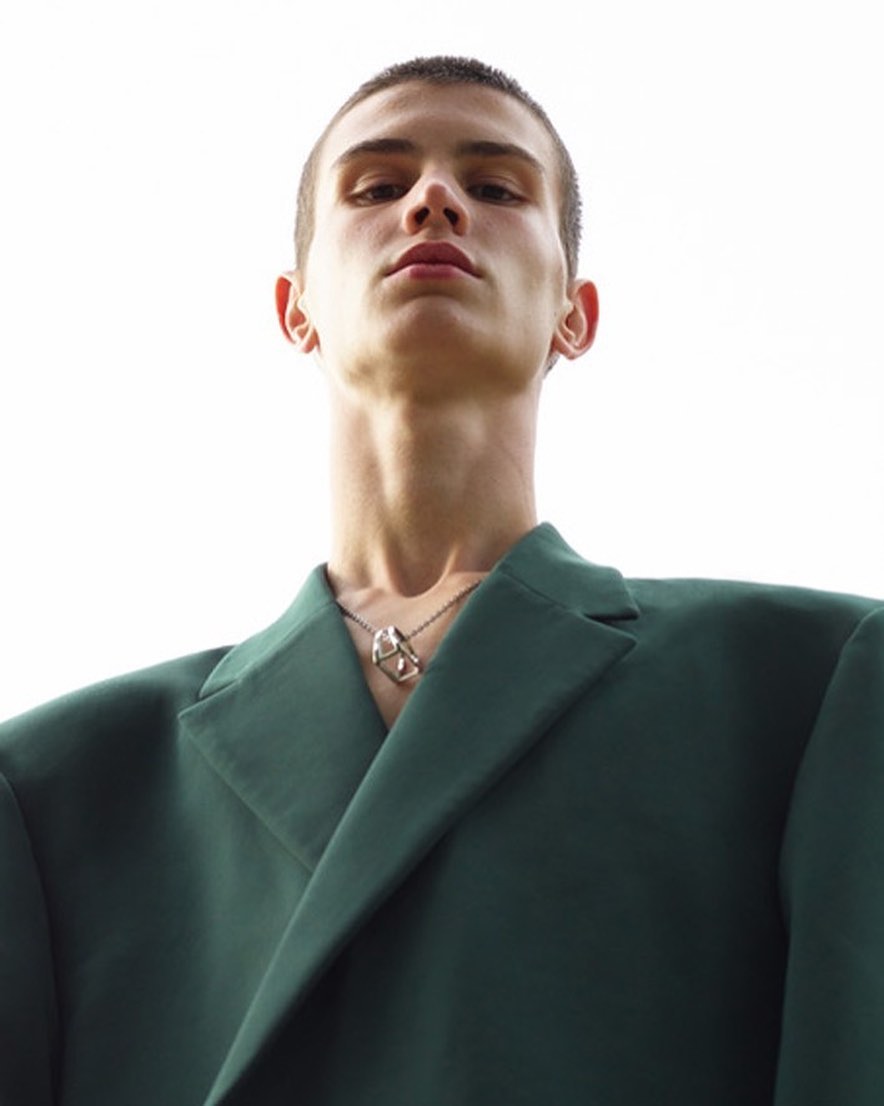 Ansinth Magazine |  Dec. 19