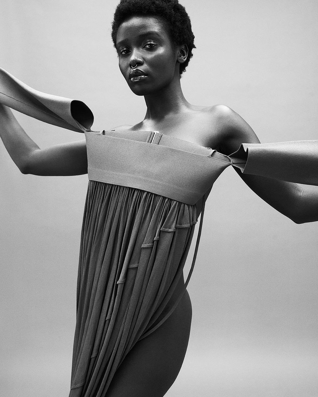 ELLE Nederland |  Apr. 23