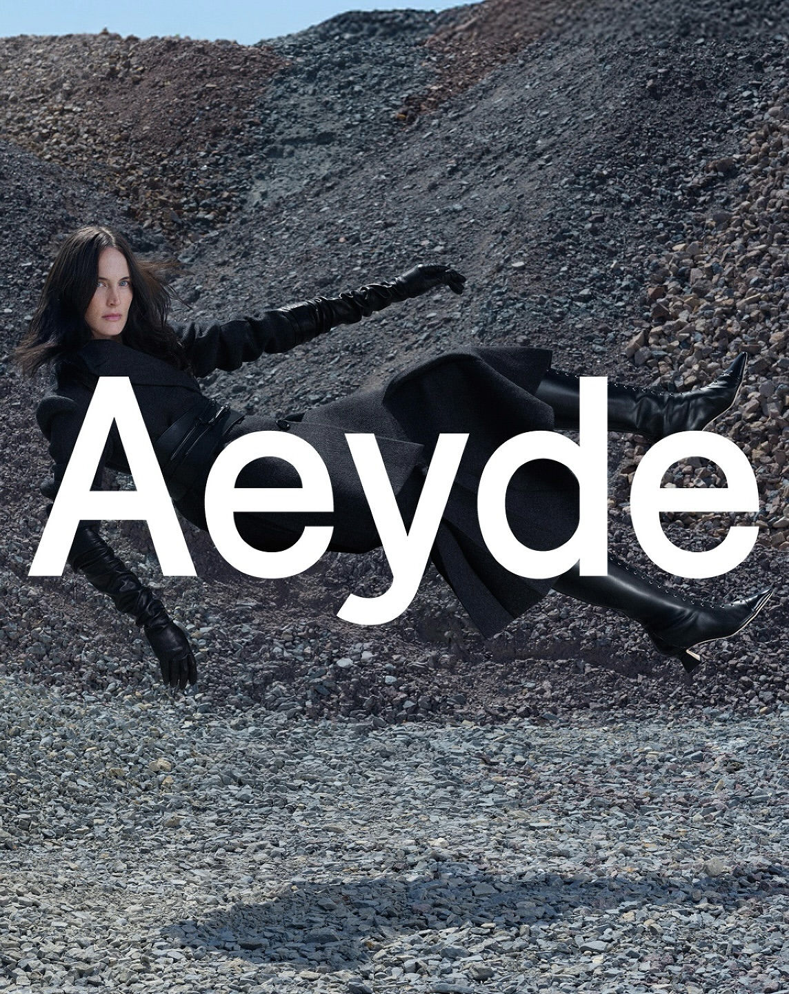 YIS KID X Aeyde Sep. 25