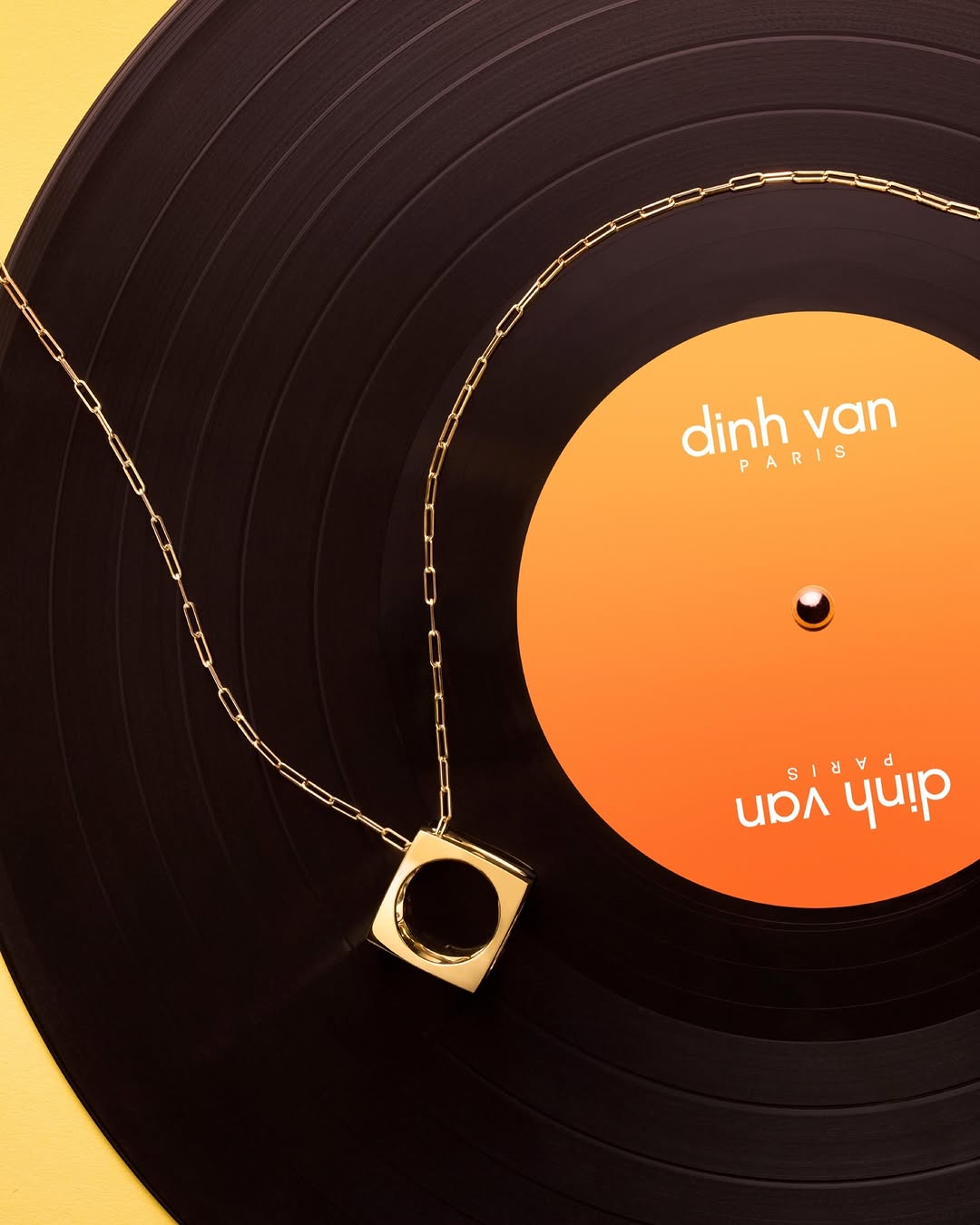 Dinh Van |  Aug. 26
