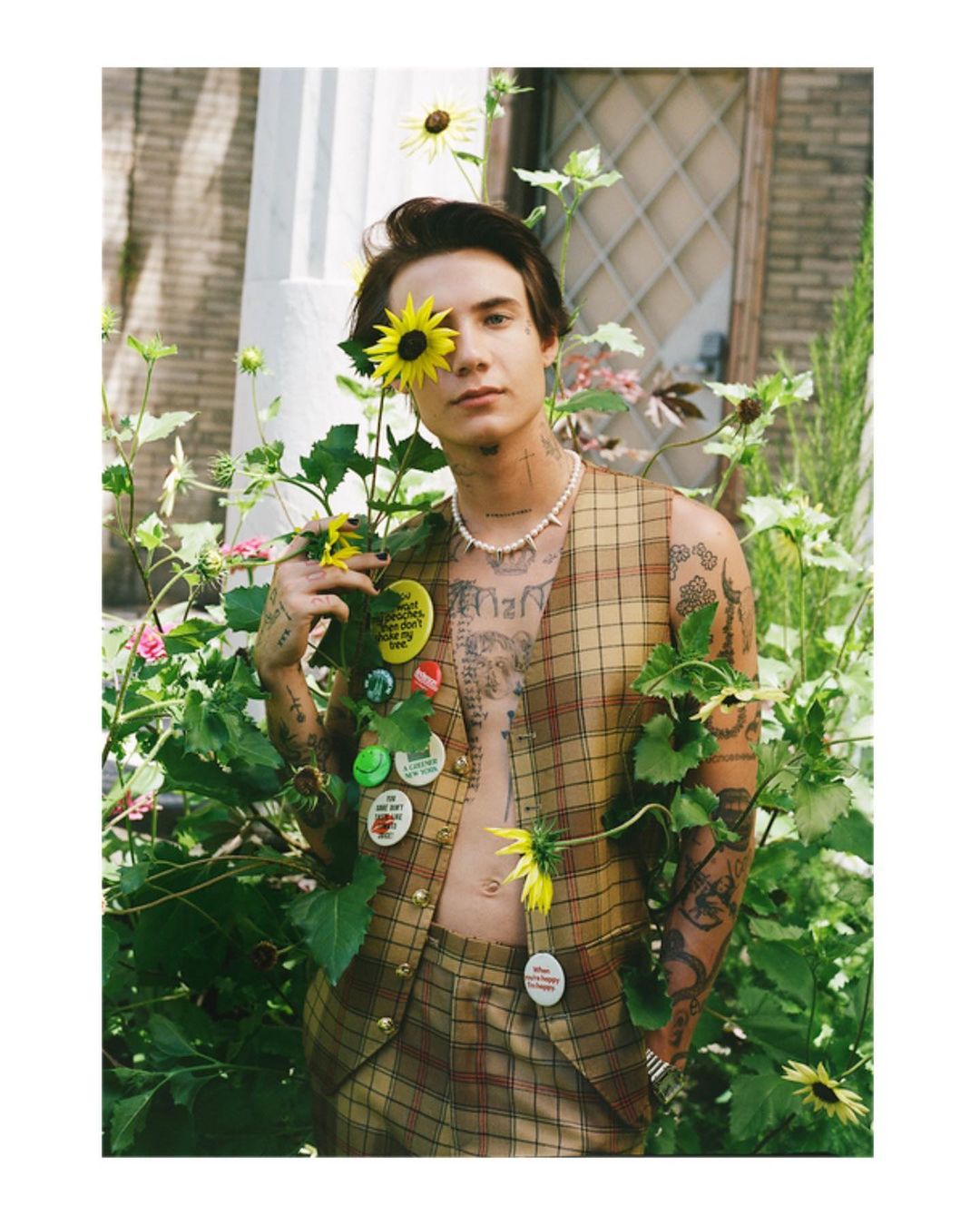 Cosmopolitan |  Oct. 22