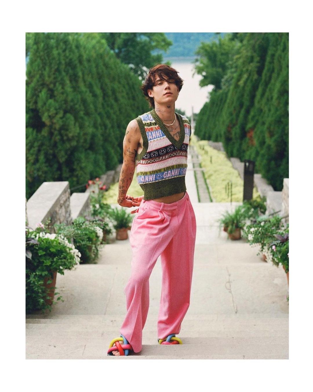 Cosmopolitan |  Oct. 22