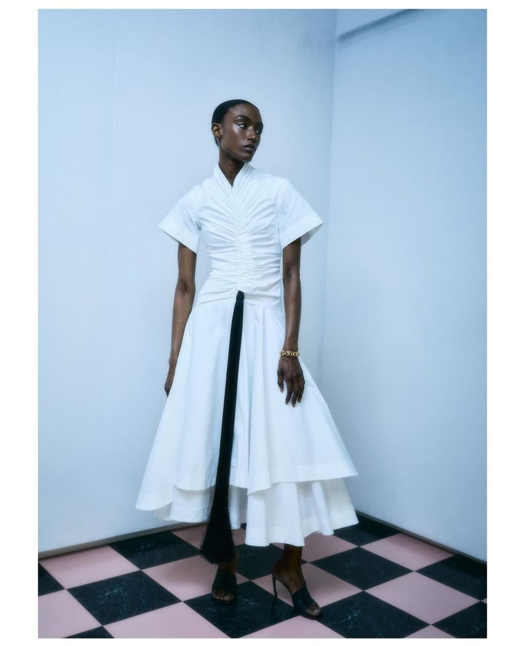 Vogue Shopping |  Mar. 24