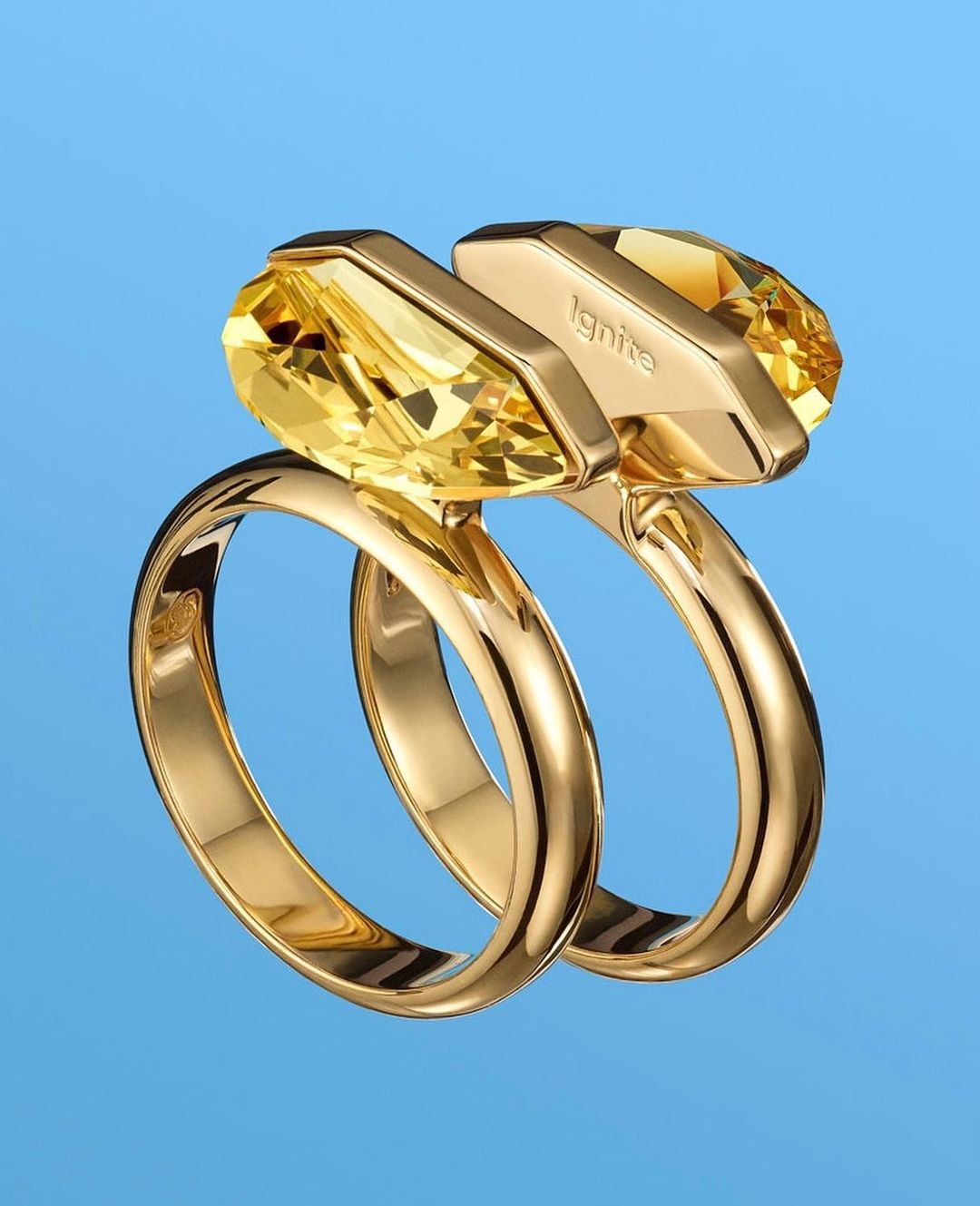 Swarovski  |  Feb. 22