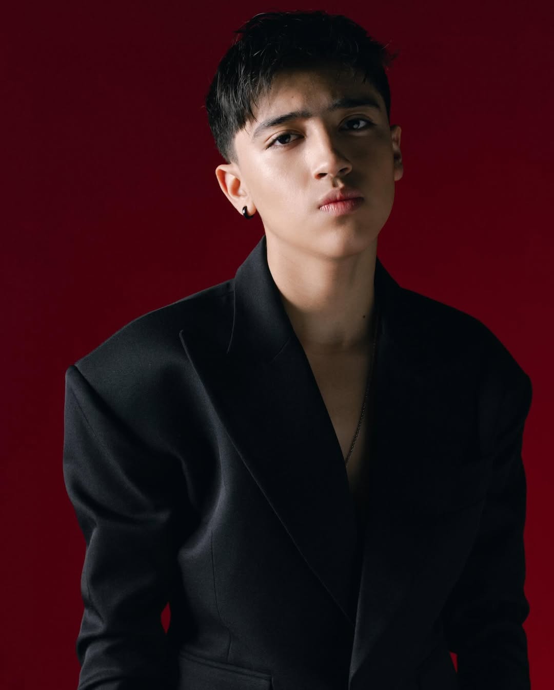 @santos_bravos x @hybelatinamerica photographed by...