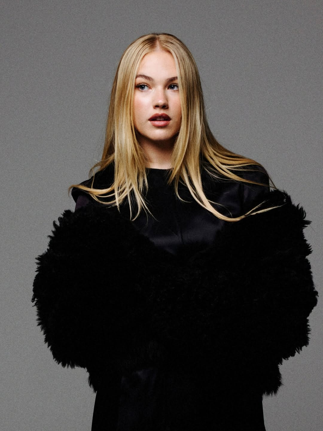 @freyaskye for @vmagazine photographed by @_youngs...