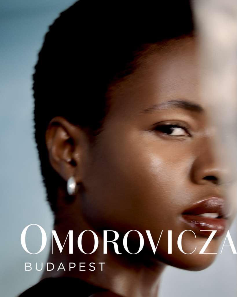 Charlotte Ellis X Omorovicza