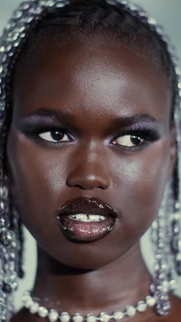 Charlotte Rutherford X Mac Cosmetics Sep. 25