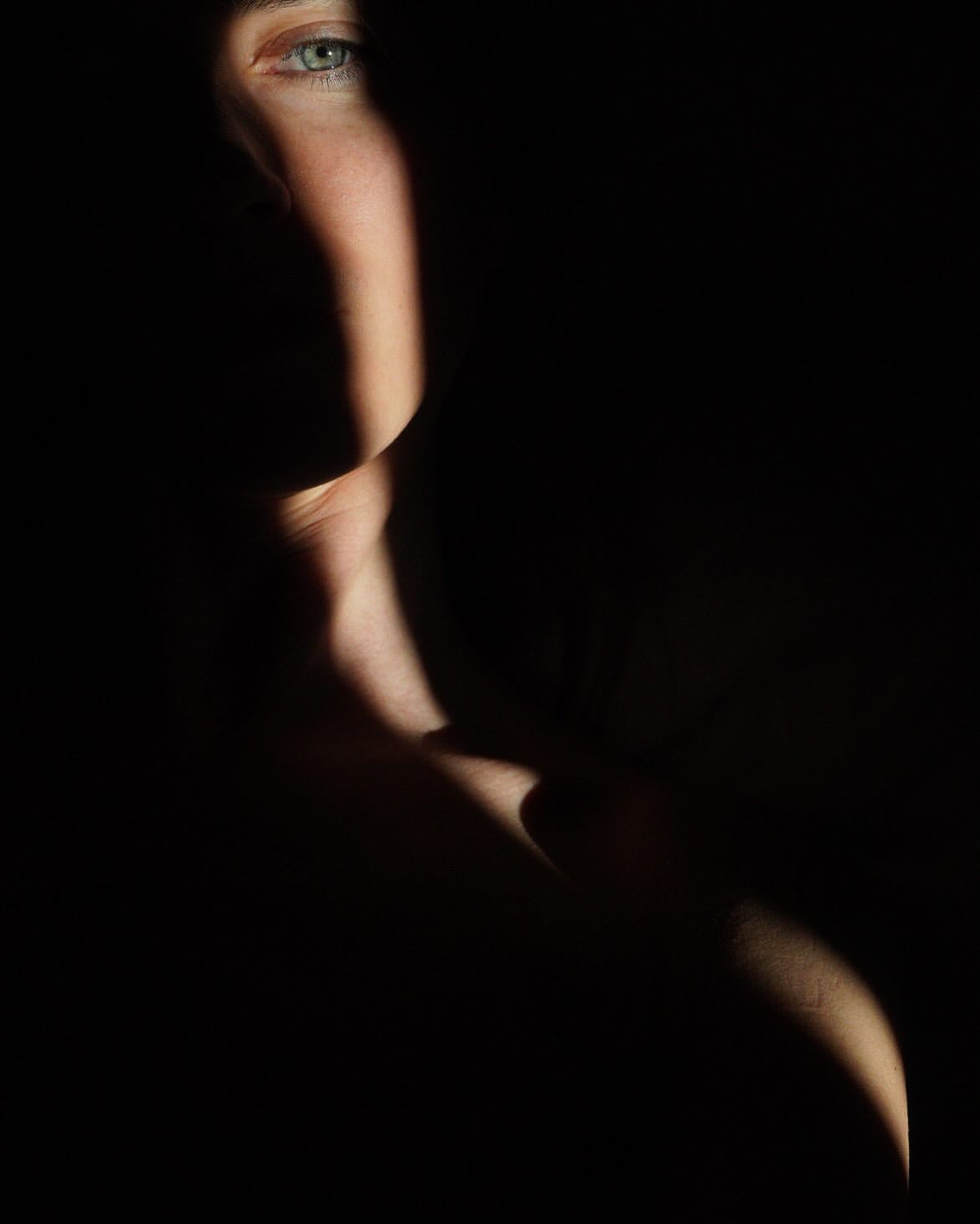 STEPHANIE MOORE