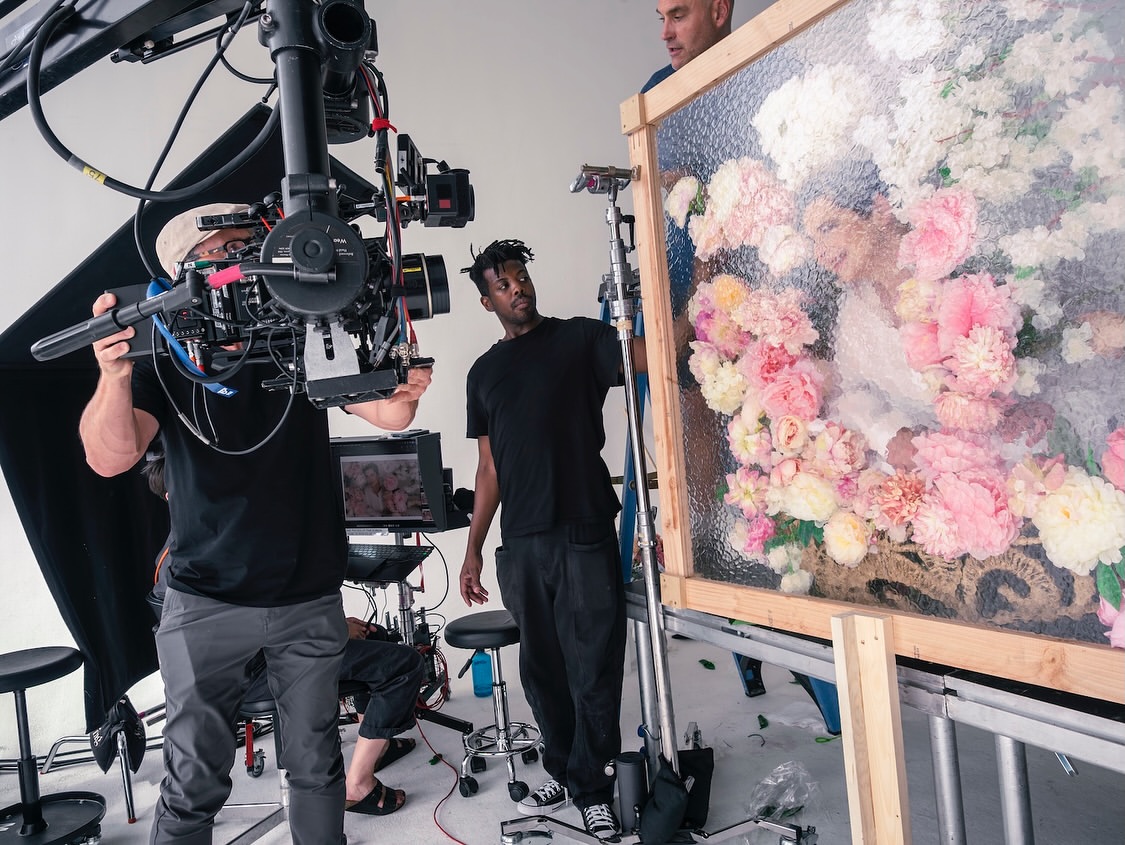 #ShotAtSpring Sølve Sundsbø brings the elements indoors–light, vapor, velocity–constructed and controlled inside Studio 1. A precise, hyper-sensory chapter for the 2026 Pirelli Calendar.

2026 @pirelli Calendar, photographed by @solvesundsbostudio at Spring Studios.

BTS images by Alessandro Scotti