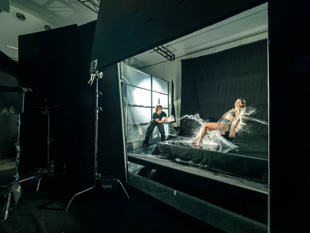#ShotAtSpring Sølve Sundsbø brings the elements indoors–light, vapor, velocity–constructed and controlled inside Studio 1. A precise, hyper-sensory chapter for the 2026 Pirelli Calendar.

2026 @pirelli Calendar, photographed by @solvesundsbostudio at Spring Studios.

BTS images by Alessandro Scotti