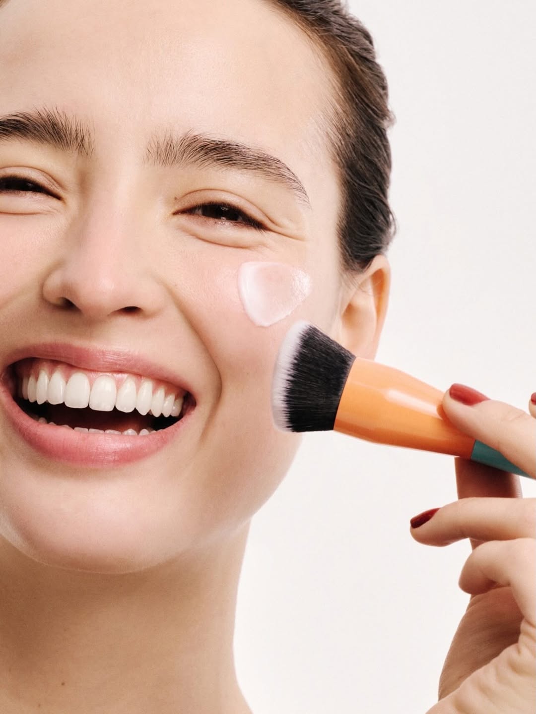 Stephanie Geddes X ERLY Mar. 26