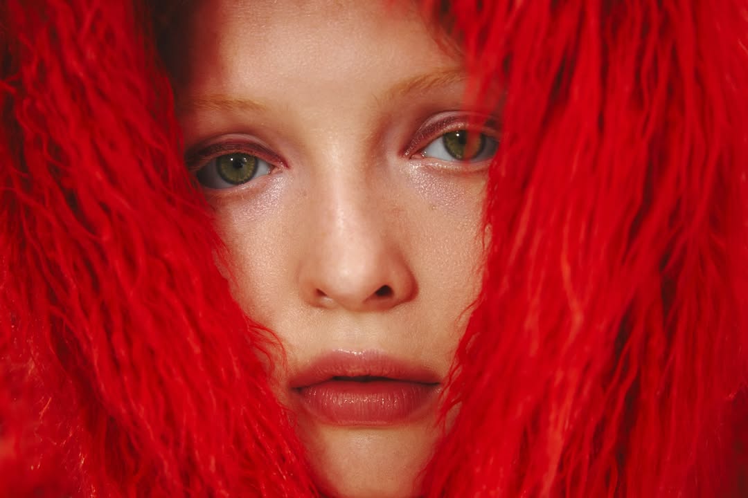 Stephie Braun X Tess McMillan for Vogue Czechoslovakia Apr. 25