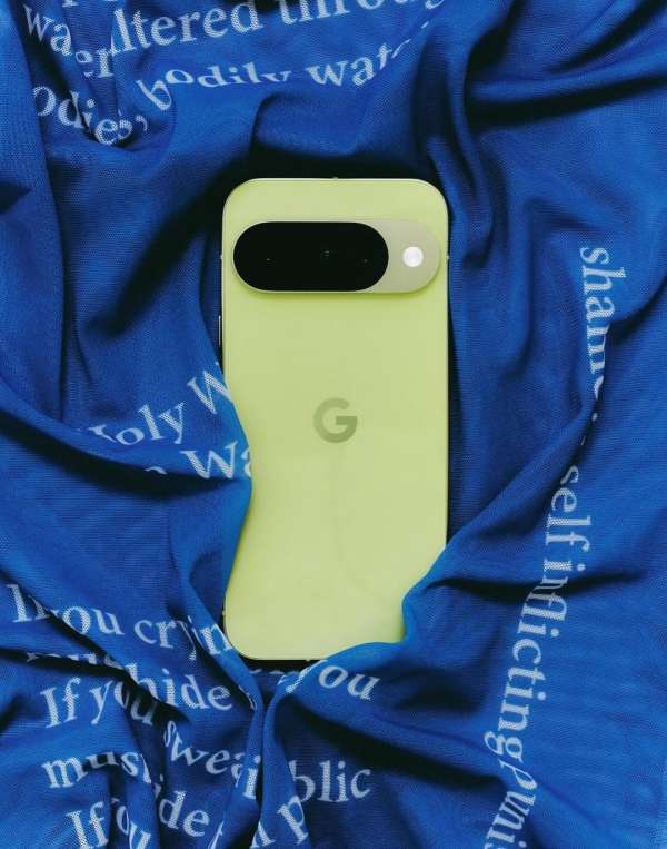 Google Pixel x LFW shot by Sam Nicklin in S...