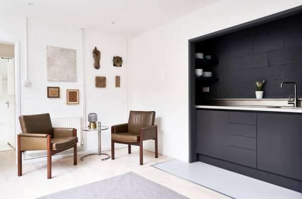 Take a look around Studio 2 ☀️ Our brightes...