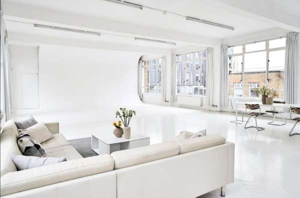 Take a look around Studio 2 ☀️ Our brightes...