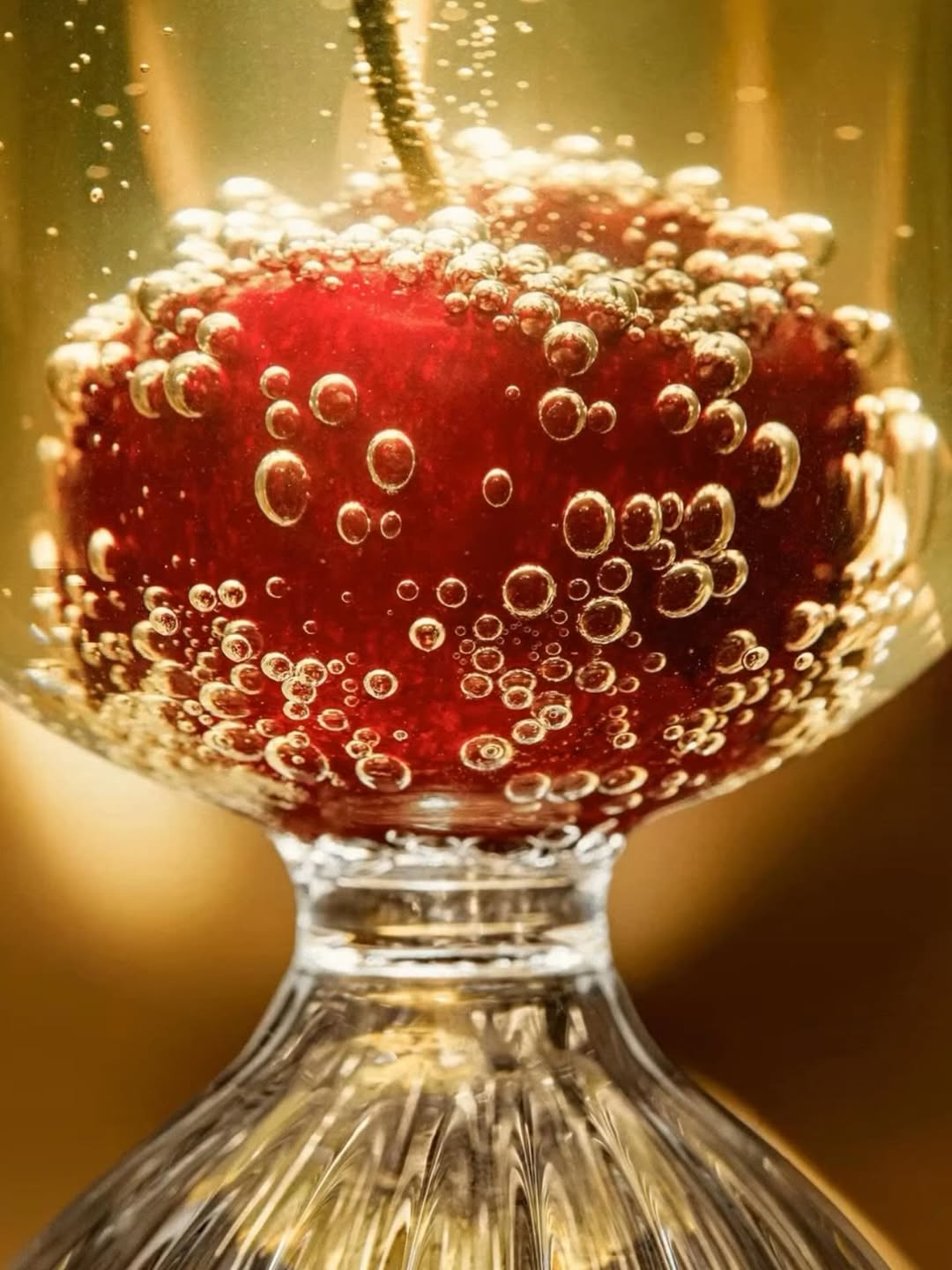 Chivas Regal shot by Sun Lee in Studio 5A

Brand managers - @essivaihtamo and @ceriwynjones
Photographer - @sunleestudio
Drinks stylist - @loicparisot
Digi - @oclyde
Asst - @nilay.iso
Agency - @crxss_agency

#shootatstreet