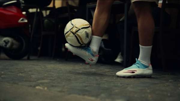 Skechers ‘How’s Your Touch’ 
