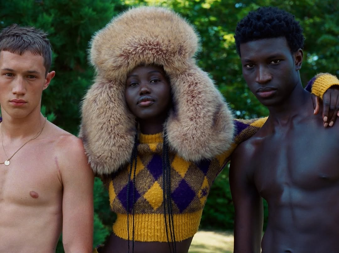 Feels like Summer with M Le Monde’s ‘Party de Campagne’ by Gordon von Steiner. 

Directed by Gordon von Steiner
Grade by Myles

Credits:
Director: @gvsgvs
Stylist: @imruh
Creative Director: @jbtalbourdet
Director of Photography: @stuart_winecoff
Casting: @piergiorgio
Set Design: @emmaroachstudio
Make-up: @hannah_murray1
Hair: @benjaminmullerhair
Production: @jnproductionglobal
Production Exécutive: @itsmekellymcgee
Manicure: @marie.rosa
Production: @jnproductionglobal
Executive Produce:r @itsmekellymcgee
Music & Sound Design: @moritz.staub & Lenny Ramminger

Post Production: @studio__rm
Grade: @m.y.l.e.s

#ColourGrading #PostProduction #StudioRMArchive