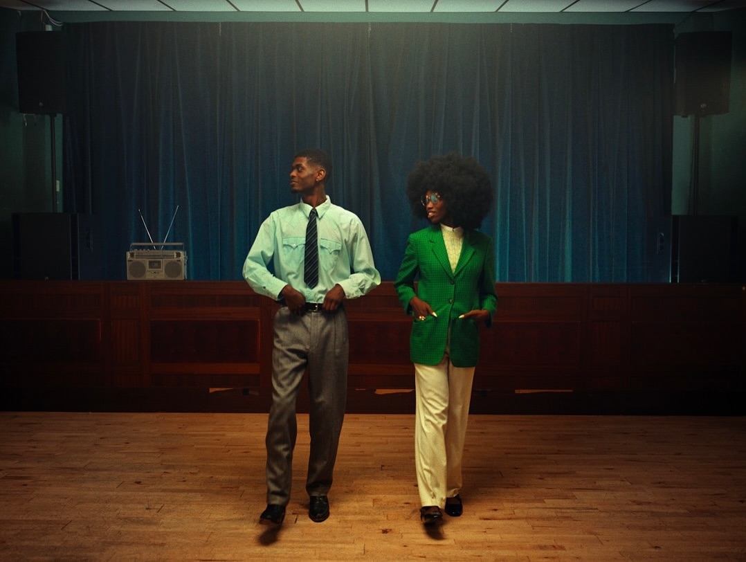 Yazmin Lacey ‘Two Steps’  
 
Directed by Frances O’Sullivan 
Grade by Jules 
 
Credits:  
Director: @beautyspock  Production Company: @anoncontent  Producer: @brooke.lagana  Executive Producer: @hackett17  DoP: @folaabatan  Gaffer: @jedclist_lighting  Edit & 2D: @thiggii  Edit Assistant: @bellakea  Post Producer: @thegreensgram  Sound Design & Mix - thisismennis (@750_mph )  MUA - @ayopoabiri  Cast MUA - @nickyharringtonmakeup  Hair Stylist - @domsl00ks   
Post Production: @studio__rm 
Executive Producer:  @mikecoley_culkin 
Post Producer: @ellahill.jpg 
Grade: @juleswcolour 
 
#ColourGrading #PostProduction